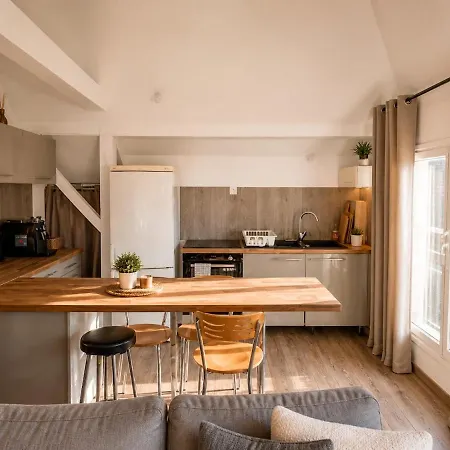 Cosy Sur La Route Des Vins Vue Parking